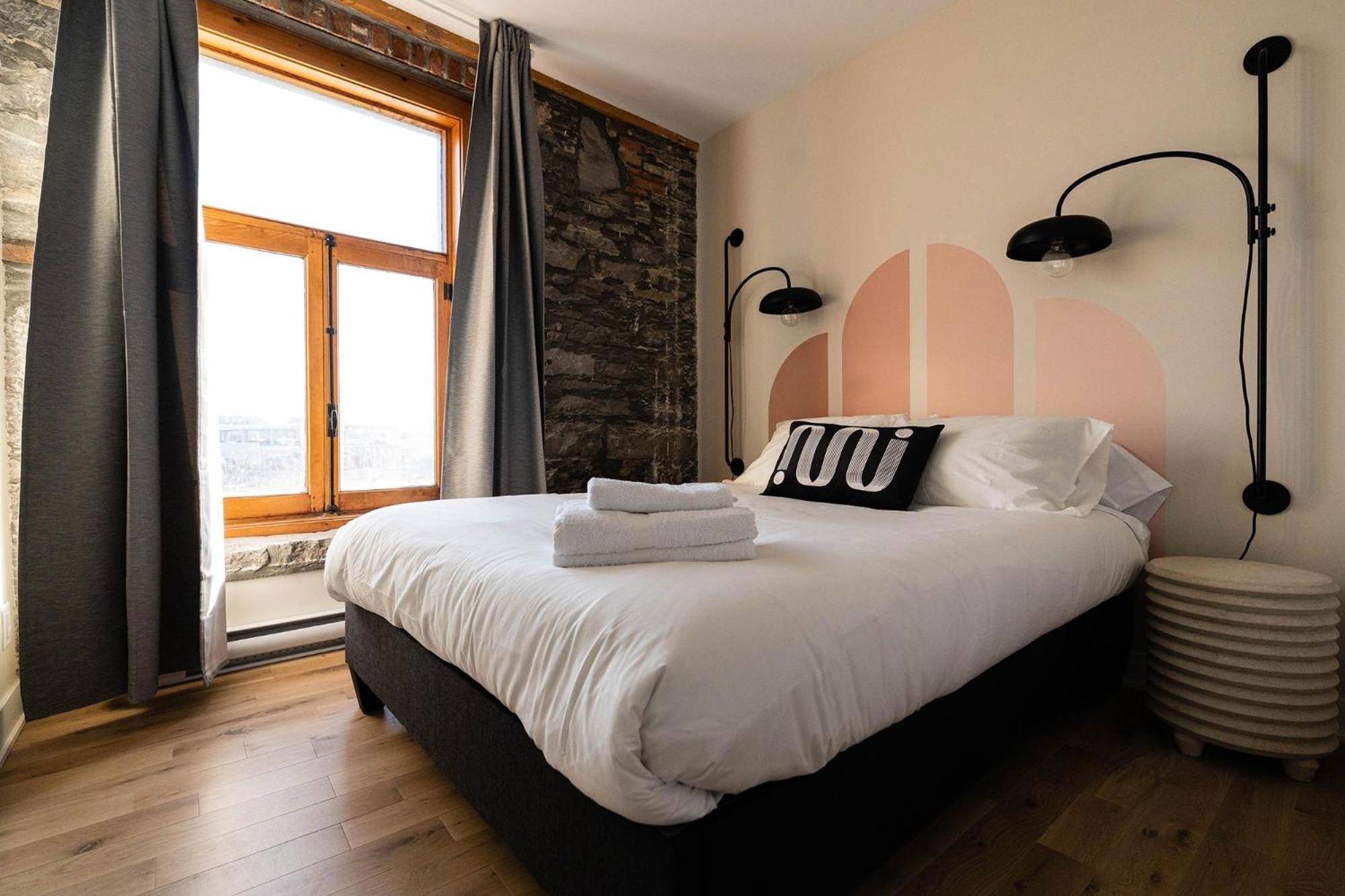 Maison Place Royale By Luxury In Transit Montreal Bagian luar foto