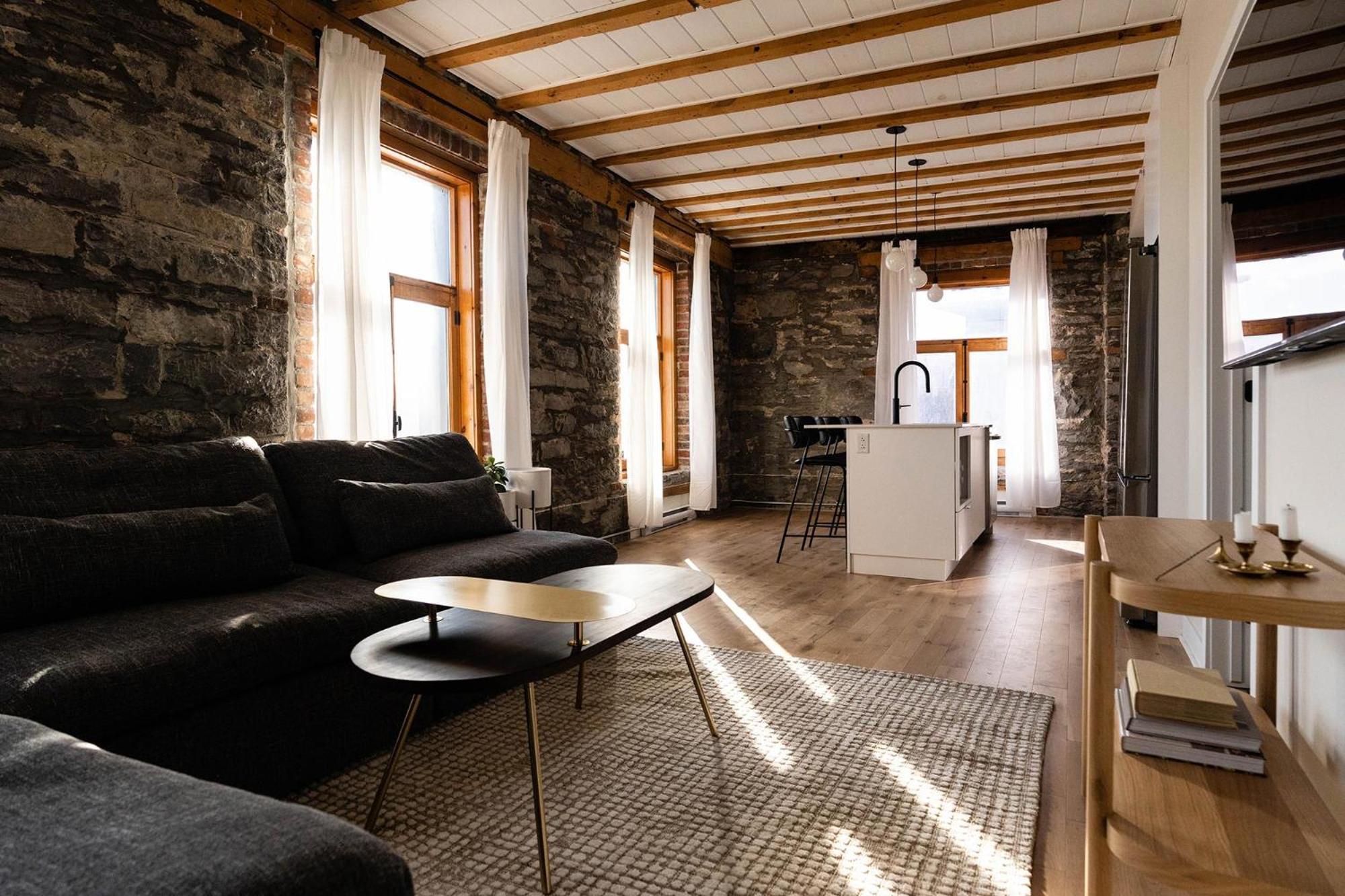 Maison Place Royale By Luxury In Transit Montreal Bagian luar foto